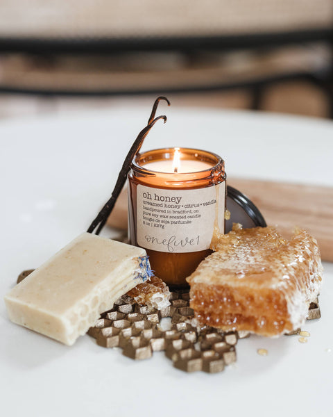 Oh honey- soy wax candle SPRING