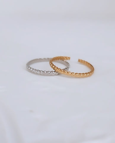 Ring 015 *Choose your Metal*