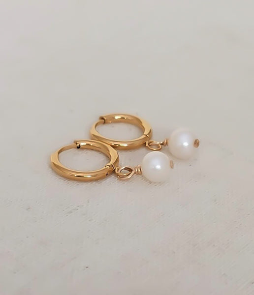 OBSESSED New Huggie Hoop w/ Dainty Freshwater Pearl Dangle Earrings  * Choose your Metal*