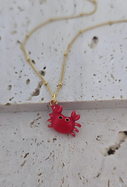 Maritime Must Have: New Adorable Enamel Crab Necklace *LOVE*