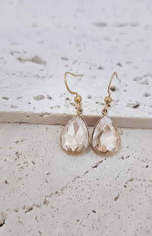 New Stunning Crystal Teardrop Shorty Earrings: Champagne