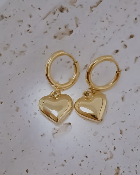 New Huggie Hoop Puff Heart Charm Earrings *Choose your Metal* LOVE THESE!