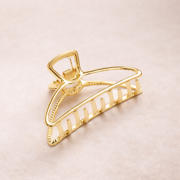 Suki Metal Hair Claw Clip