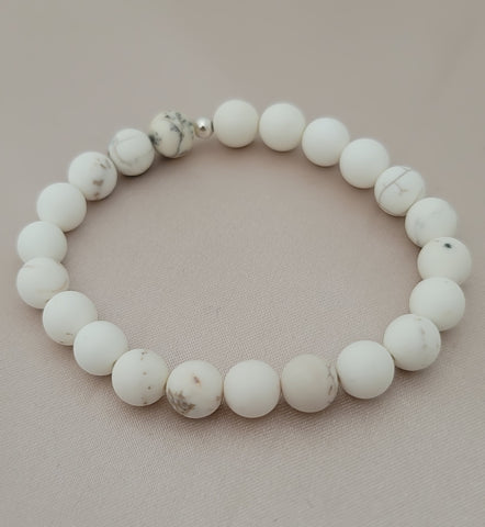 Cream Howlite Gemstone Bracelet (8mm beads)