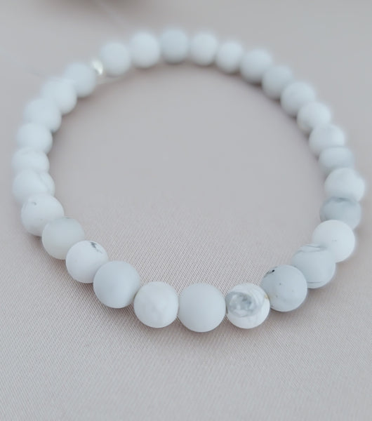 Matte White Howlite Gemstone Bracelet (6mm beads)